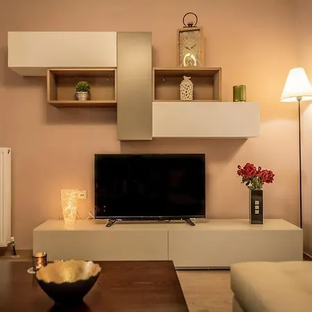 Апартаменты Eva's Glamorous #mitropoleos61 Салоники
