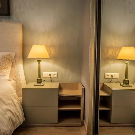 Eva's Glamorous #mitropoleos61 Апартаменты Салоники