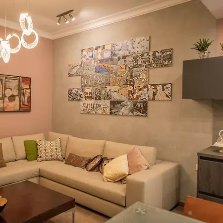 Eva's Glamorous #mitropoleos61 Апартаменты